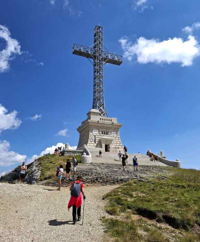 Muntii Bucegi – traseul Piatra Arsa-Babele-Cruce