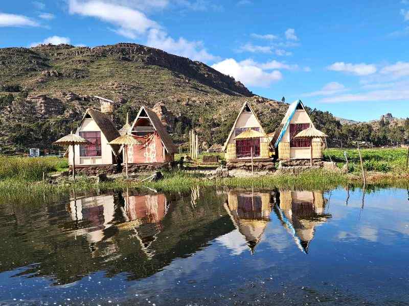 lacul titicaca peru