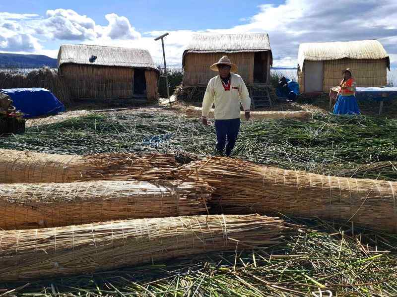 lacul titicaca peru