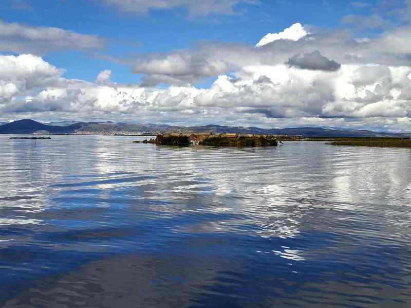 lacul titicaca peru