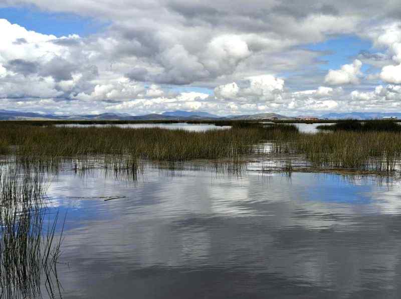 lacul titicaca peru