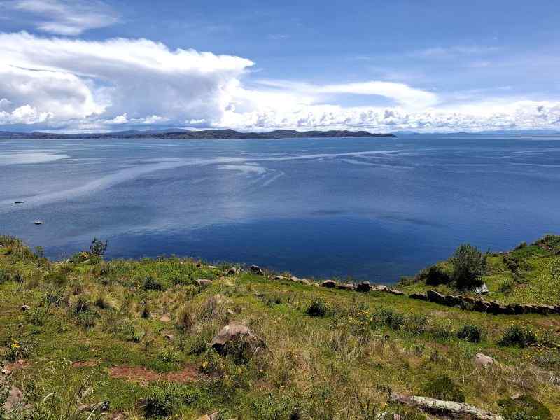 lacul titicaca peru