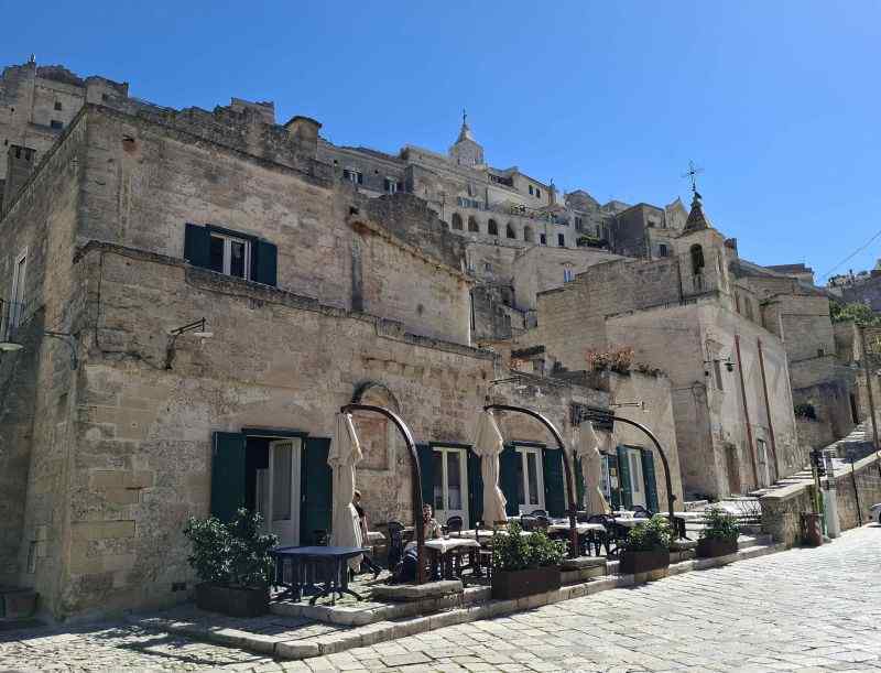 Matera-orasul caselor spate in stanca